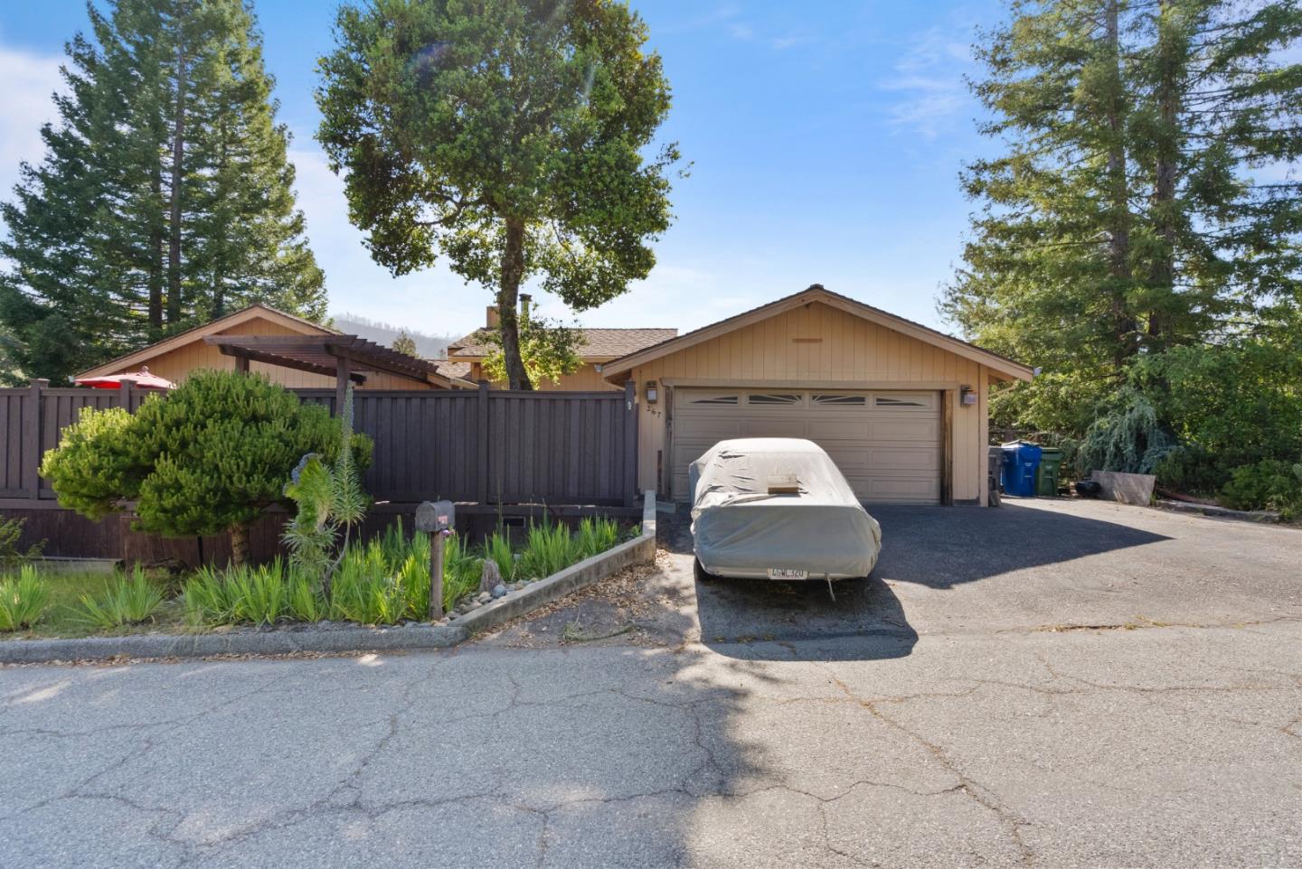 Detail Gallery Image 7 of 59 For 267 Crows Nest Dr, Boulder Creek,  CA 95006 - 3 Beds | 2 Baths