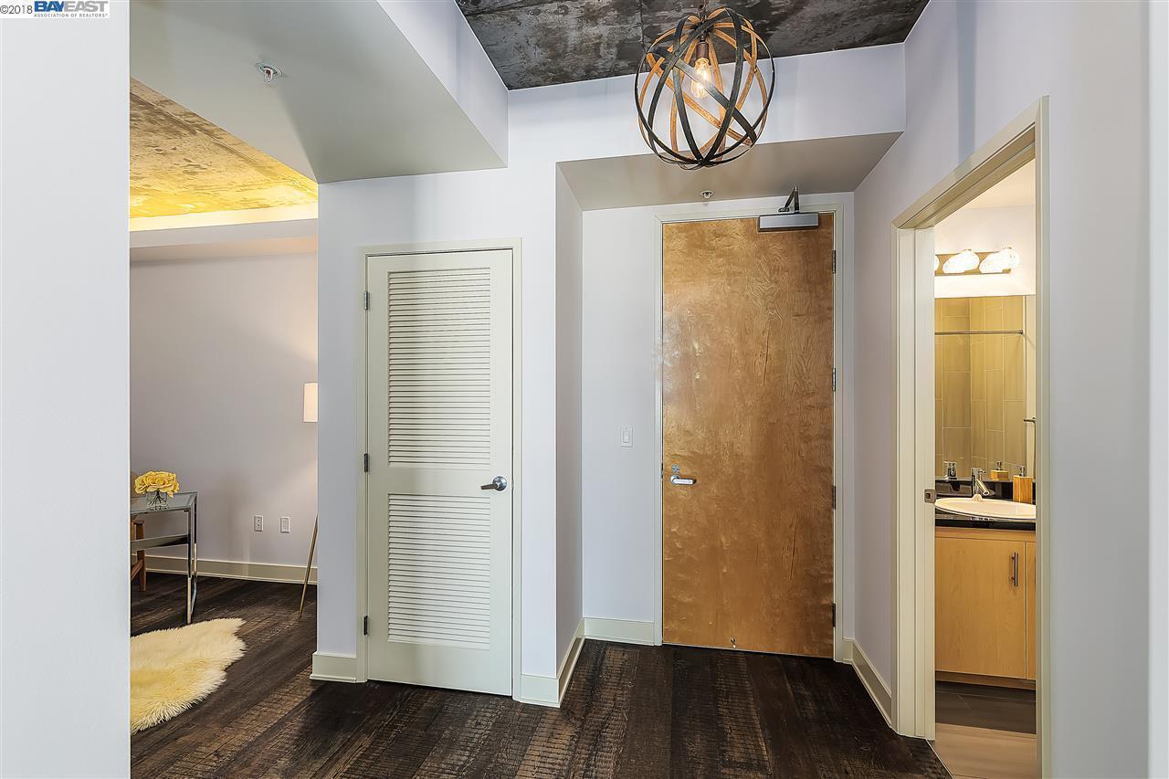 Detail Gallery Image 2 of 16 For 311 2nd St #715,  Oakland,  CA 94607 - 2 Beds | 2 Baths