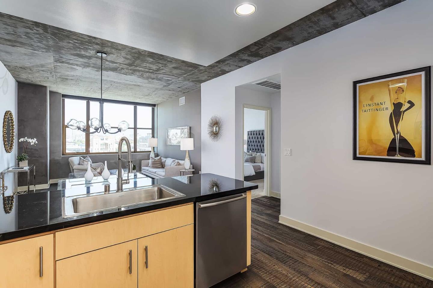 Detail Gallery Image 4 of 16 For 311 2nd St #715,  Oakland,  CA 94607 - 2 Beds | 2 Baths