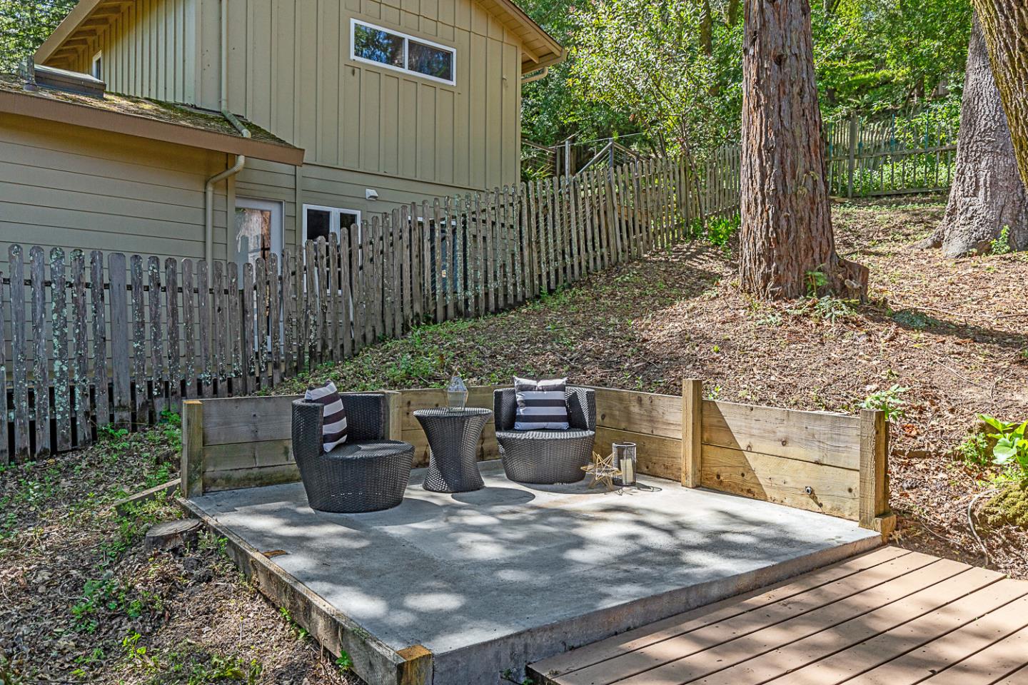 Detail Gallery Image 27 of 38 For 128 Los Trancos Cir, Portola Valley,  CA 94028 - 2 Beds | 2 Baths