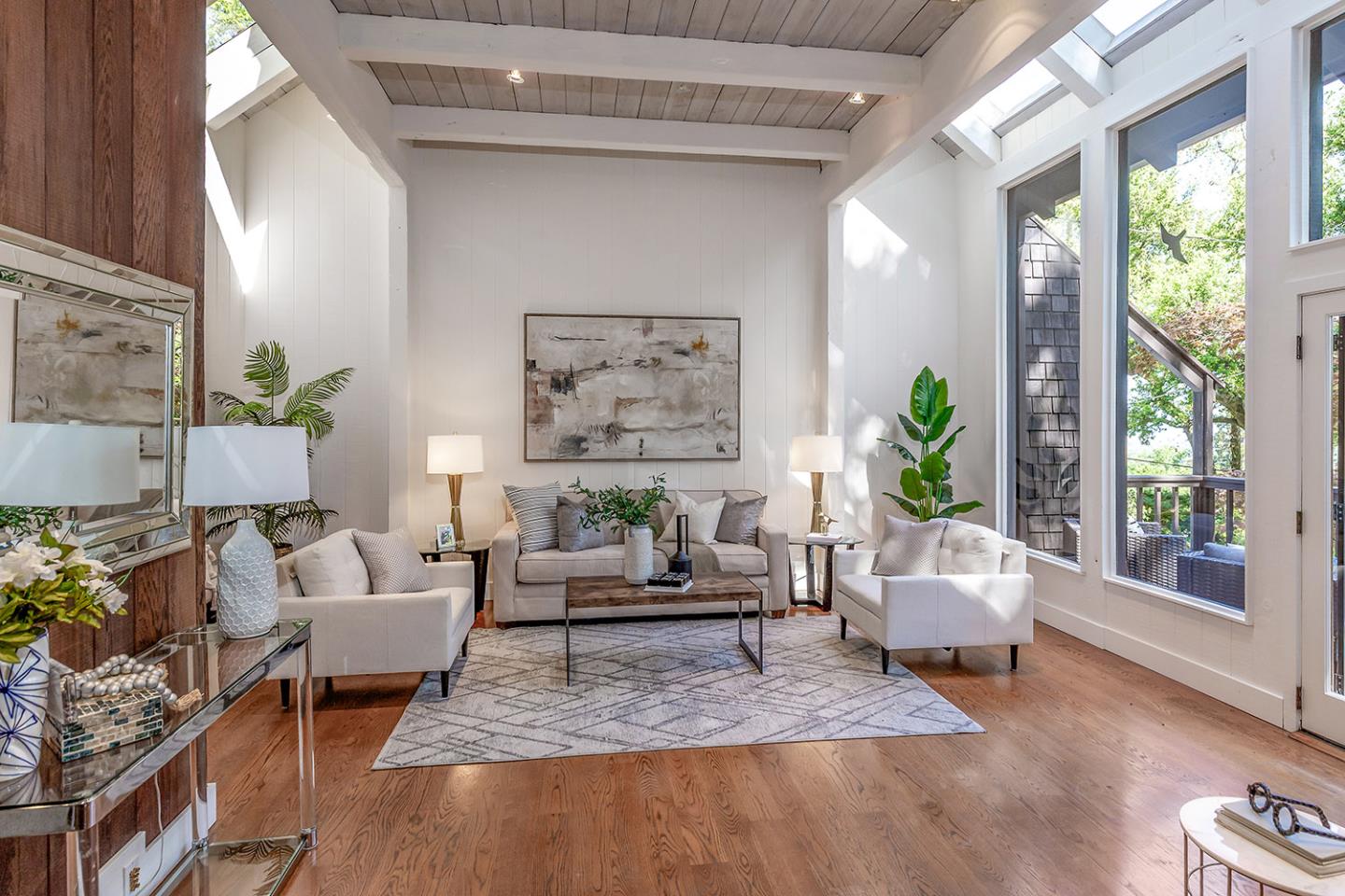 Detail Gallery Image 8 of 38 For 128 Los Trancos Cir, Portola Valley,  CA 94028 - 2 Beds | 2 Baths