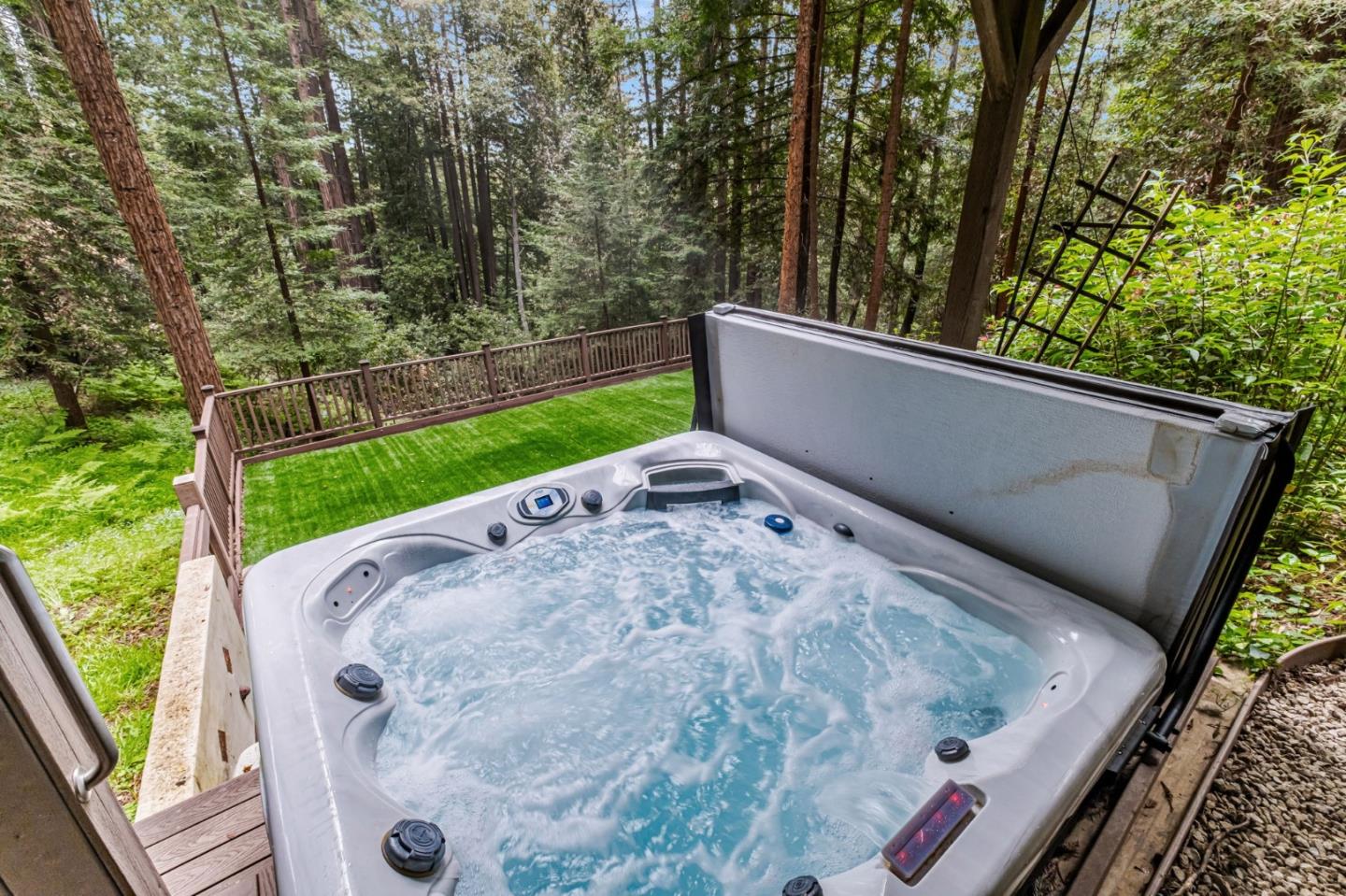 Detail Gallery Image 41 of 44 For 200 View Rd, Felton,  CA 95018 - 4 Beds | 2/1 Baths