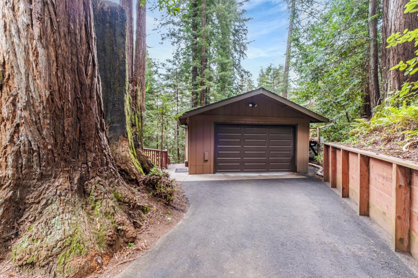 Detail Gallery Image 43 of 44 For 200 View Rd, Felton,  CA 95018 - 4 Beds | 2/1 Baths