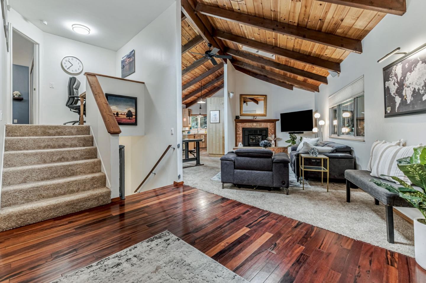 Detail Gallery Image 5 of 44 For 200 View Rd, Felton,  CA 95018 - 4 Beds | 2/1 Baths