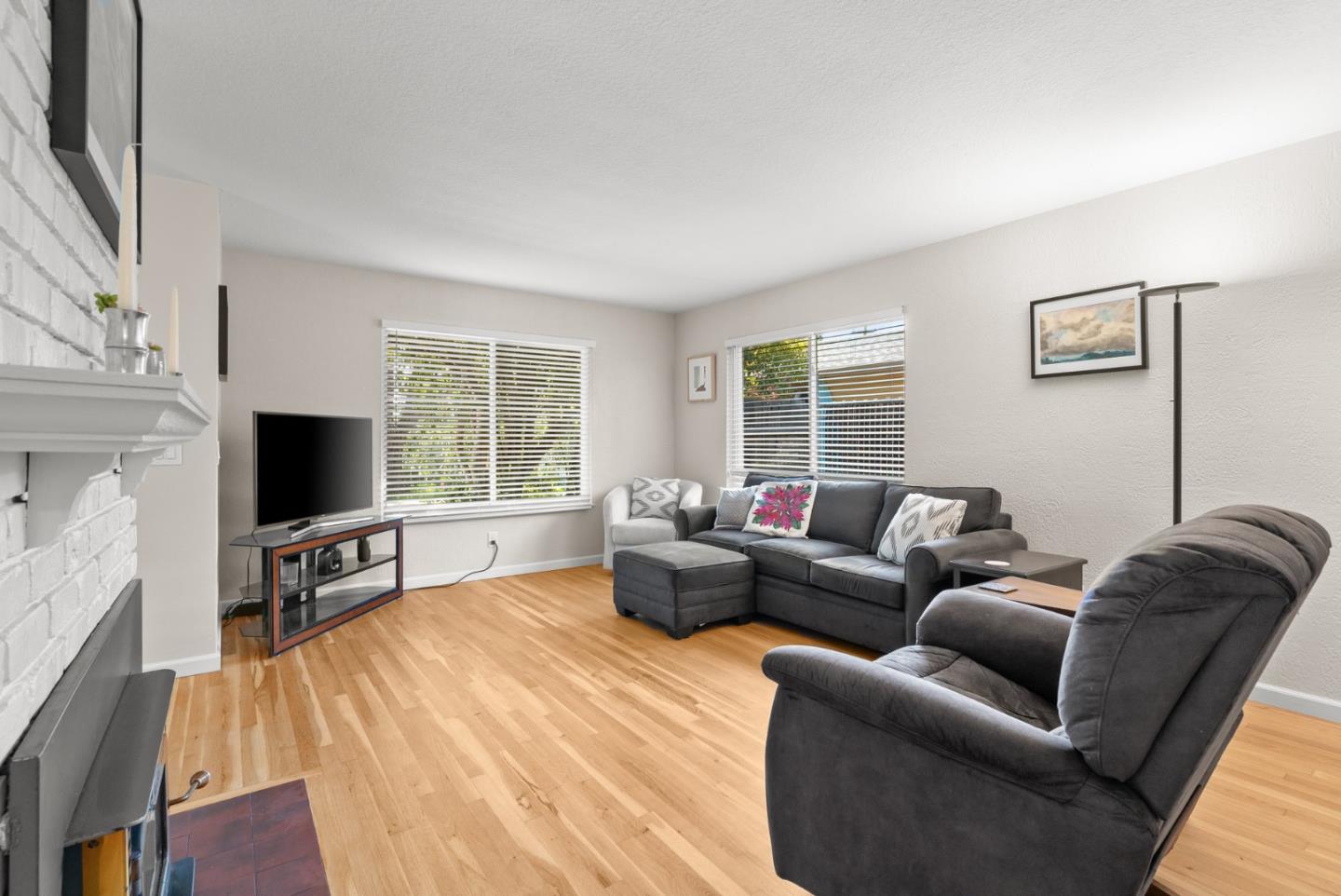 Detail Gallery Image 16 of 56 For 2975 Mattison Ln, Santa Cruz,  CA 95065 - 3 Beds | 2 Baths