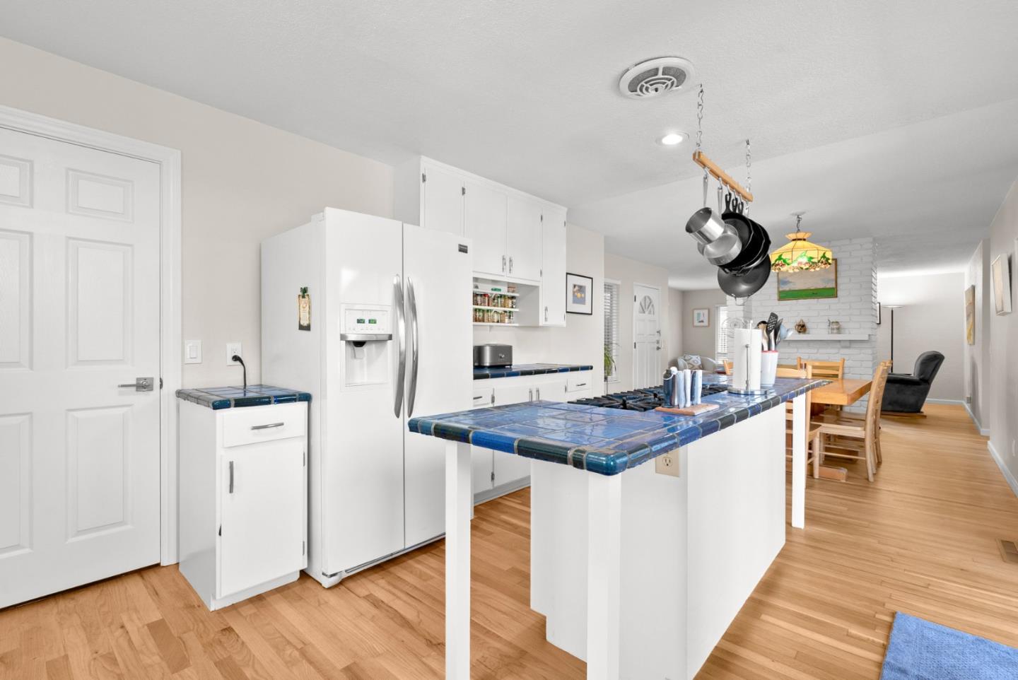 Detail Gallery Image 24 of 56 For 2975 Mattison Ln, Santa Cruz,  CA 95065 - 3 Beds | 2 Baths