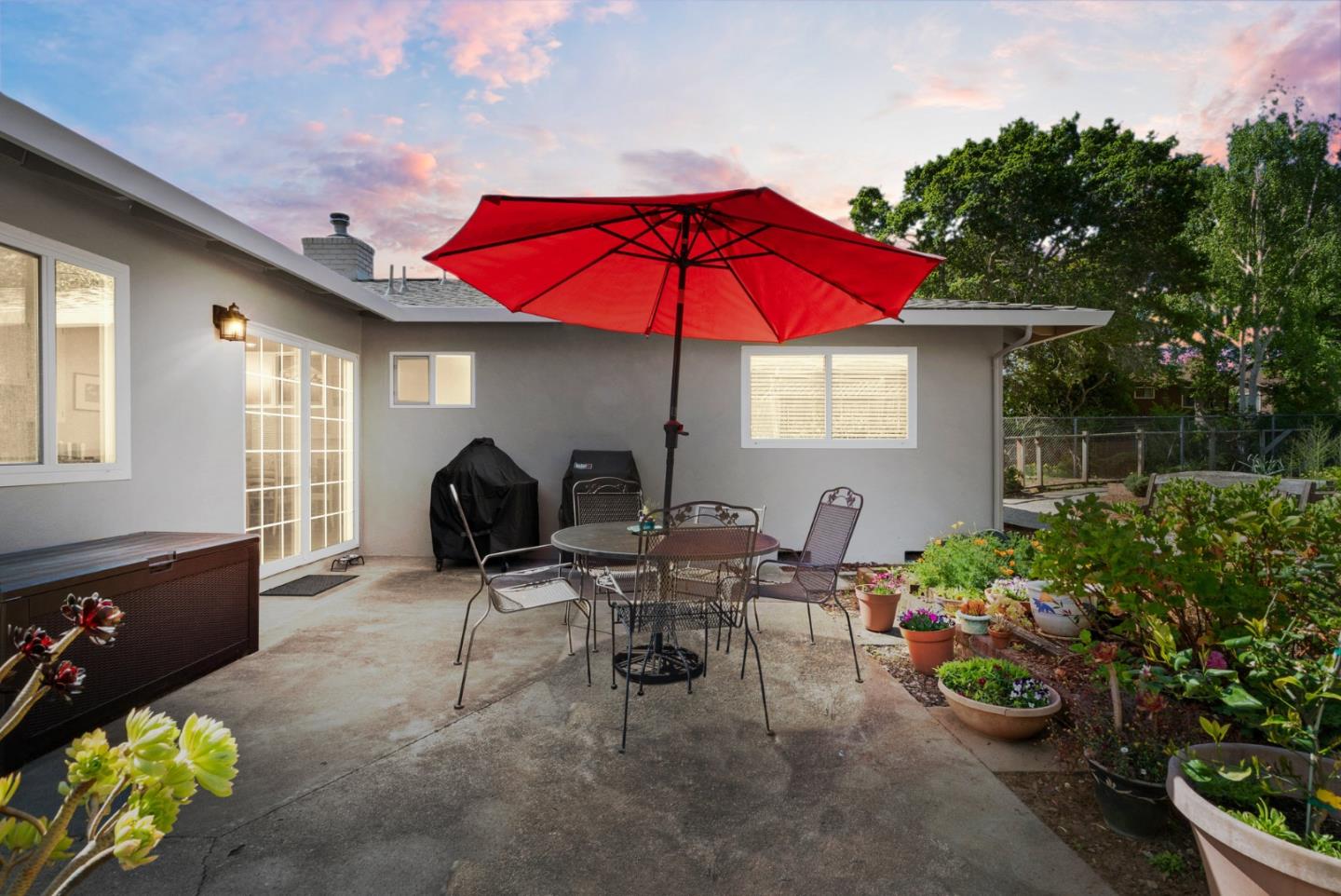 Detail Gallery Image 3 of 56 For 2975 Mattison Ln, Santa Cruz,  CA 95065 - 3 Beds | 2 Baths