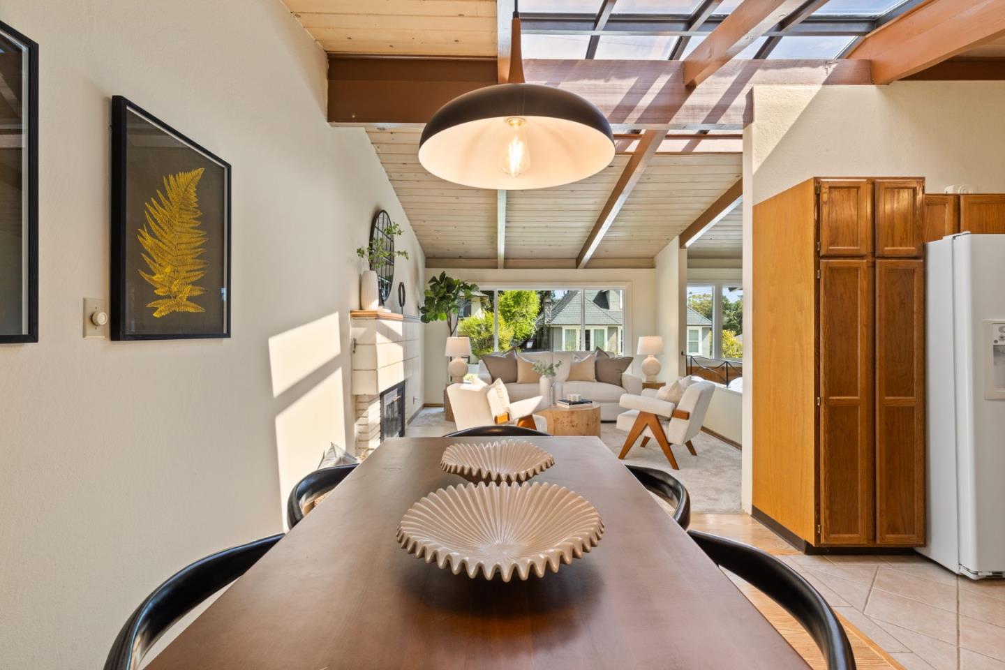 Detail Gallery Image 10 of 33 For 2321 Bennington Dr, San Bruno,  CA 94066 - 3 Beds | 2 Baths