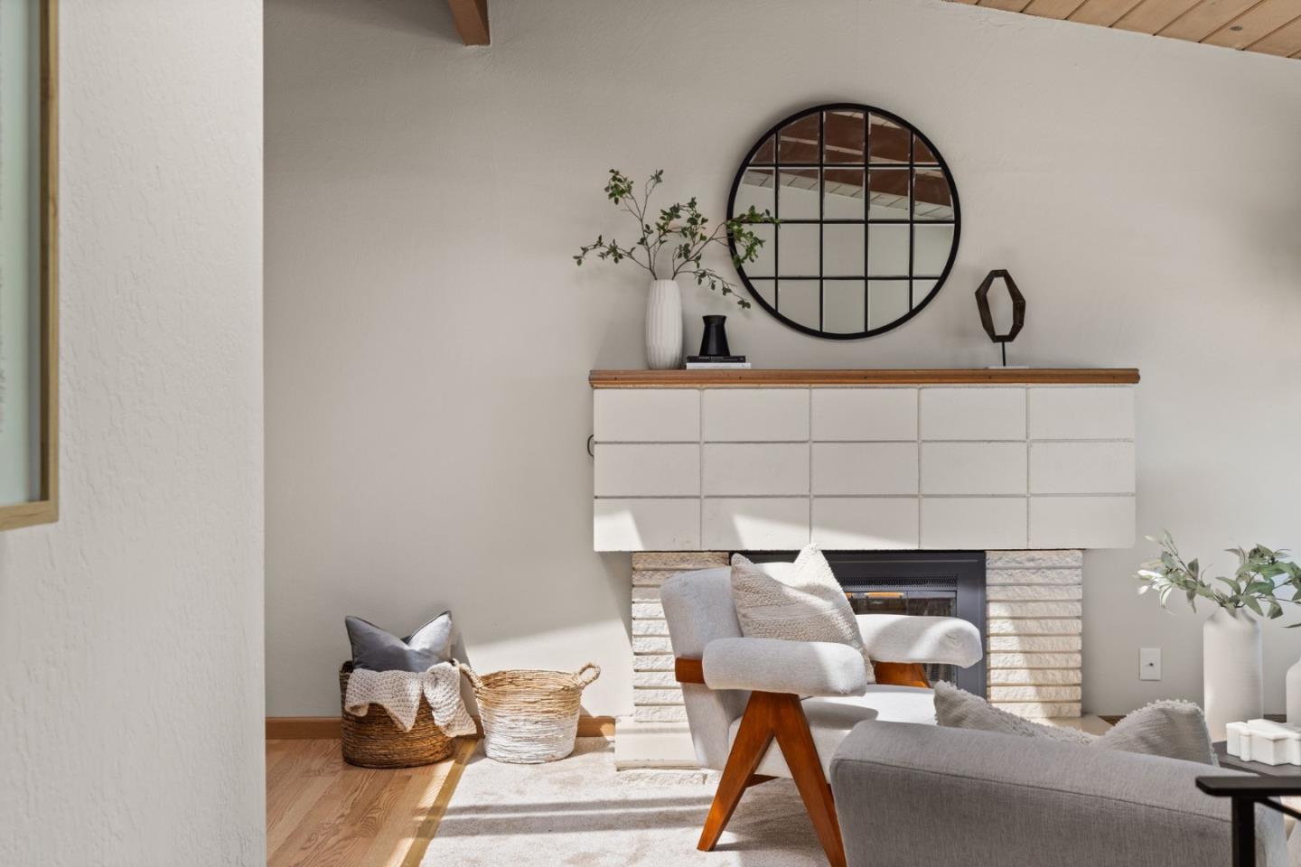 Detail Gallery Image 5 of 33 For 2321 Bennington Dr, San Bruno,  CA 94066 - 3 Beds | 2 Baths