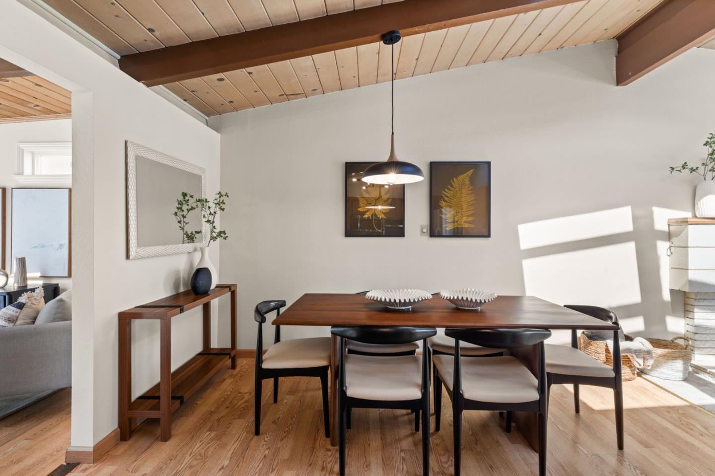 Detail Gallery Image 8 of 33 For 2321 Bennington Dr, San Bruno,  CA 94066 - 3 Beds | 2 Baths
