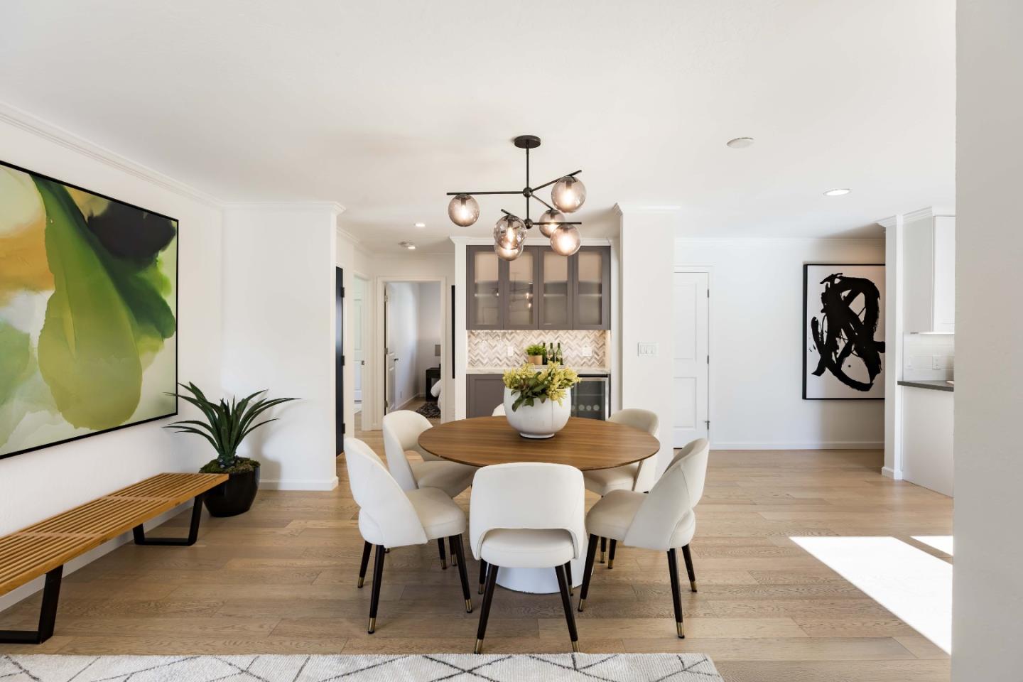 Detail Gallery Image 7 of 23 For 295 Bay Rd, Menlo Park,  CA 94025 - 4 Beds | 2/1 Baths