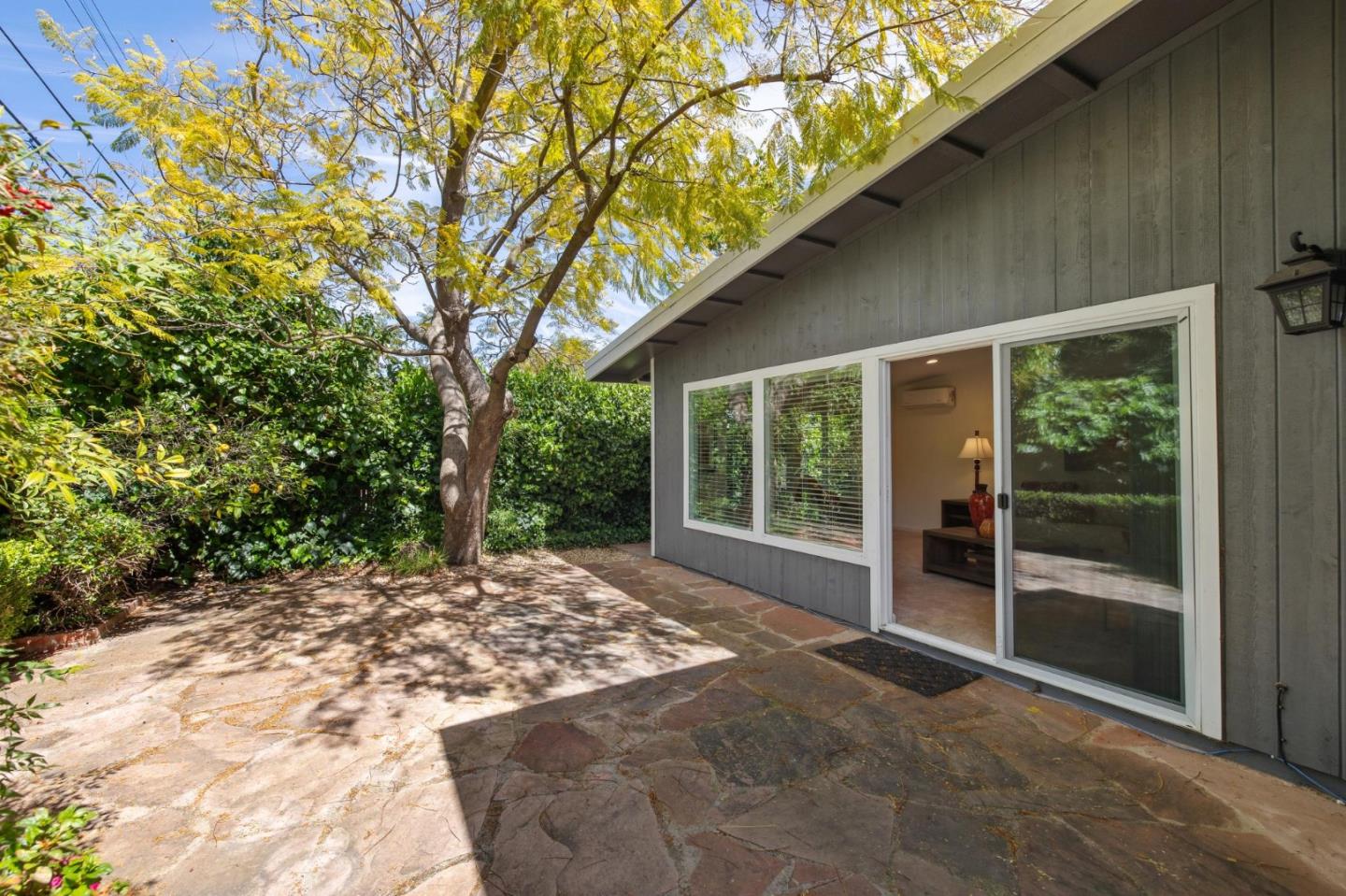 Detail Gallery Image 63 of 65 For 342 Carolina Ln, Palo Alto,  CA 94306 - 5 Beds | 2/1 Baths