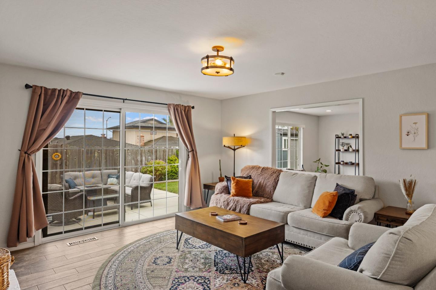 Detail Gallery Image 18 of 50 For 1566 Los Altos Way, Salinas,  CA 93906 - 3 Beds | 2 Baths
