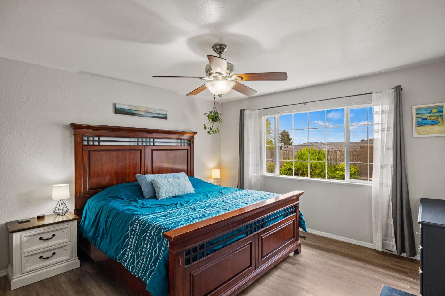 Detail Gallery Image 21 of 50 For 1566 Los Altos Way, Salinas,  CA 93906 - 3 Beds | 2 Baths