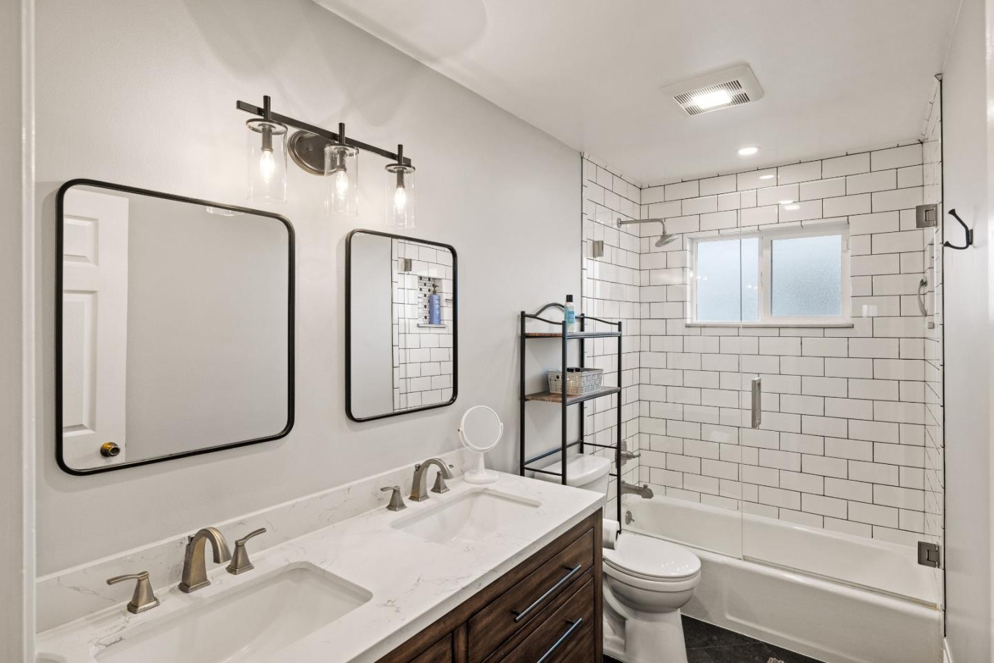 Detail Gallery Image 29 of 50 For 1566 Los Altos Way, Salinas,  CA 93906 - 3 Beds | 2 Baths