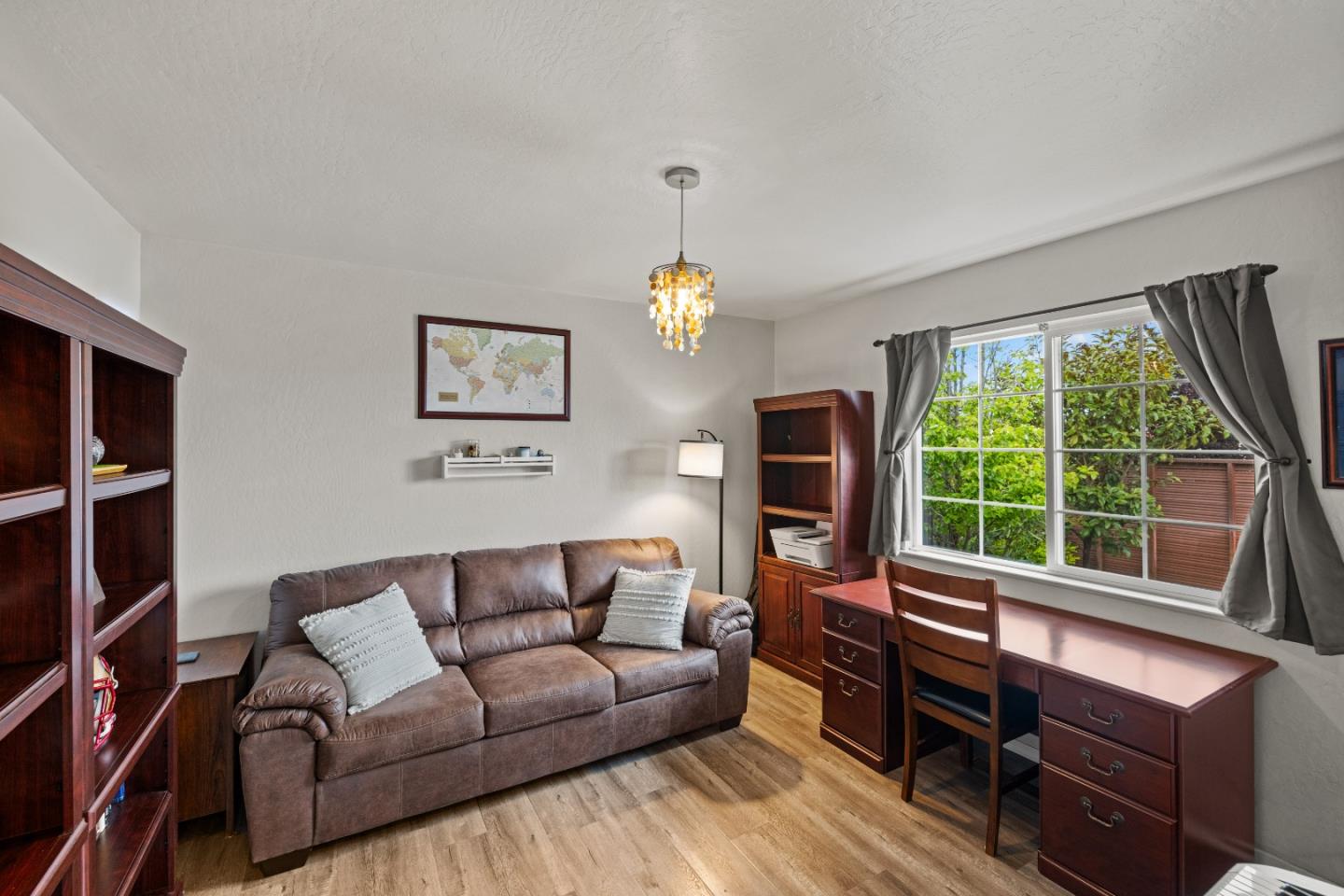 Detail Gallery Image 31 of 50 For 1566 Los Altos Way, Salinas,  CA 93906 - 3 Beds | 2 Baths