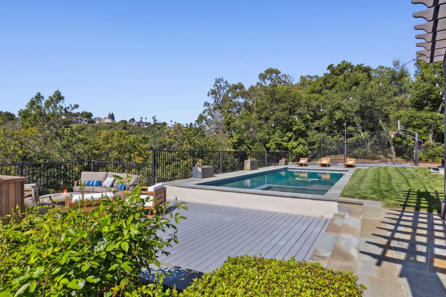 Detail Gallery Image 41 of 43 For 748 Jacaranda Cir, Hillsborough,  CA 94010 - 5 Beds | 3/2 Baths