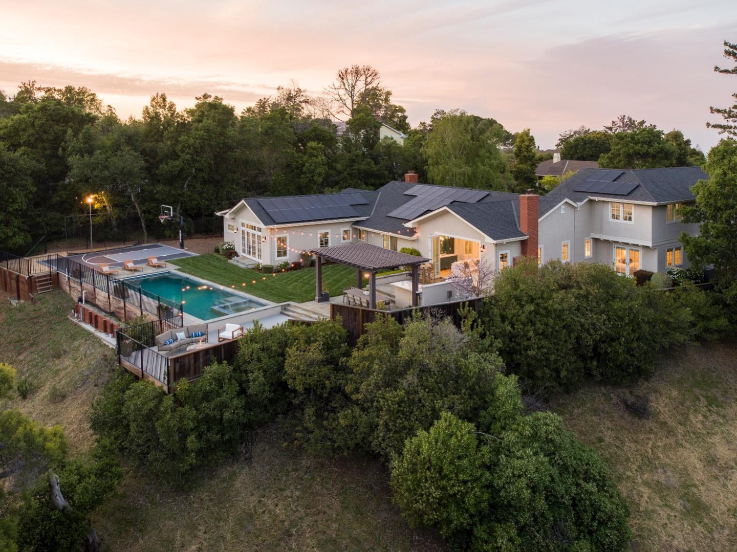 Detail Gallery Image 43 of 43 For 748 Jacaranda Cir, Hillsborough,  CA 94010 - 5 Beds | 3/2 Baths