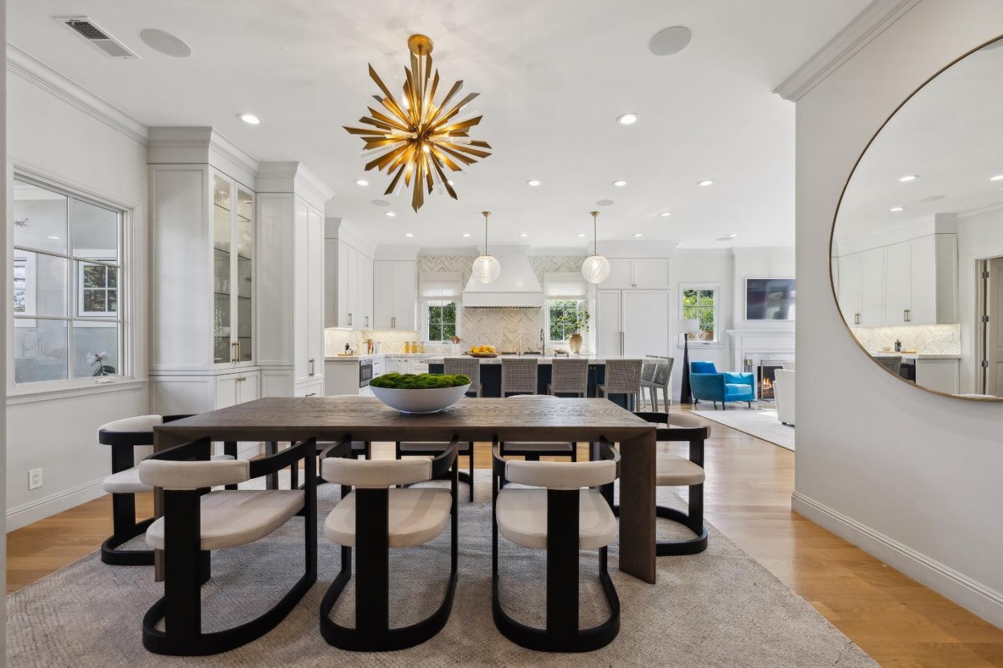 Detail Gallery Image 7 of 43 For 748 Jacaranda Cir, Hillsborough,  CA 94010 - 5 Beds | 3/2 Baths