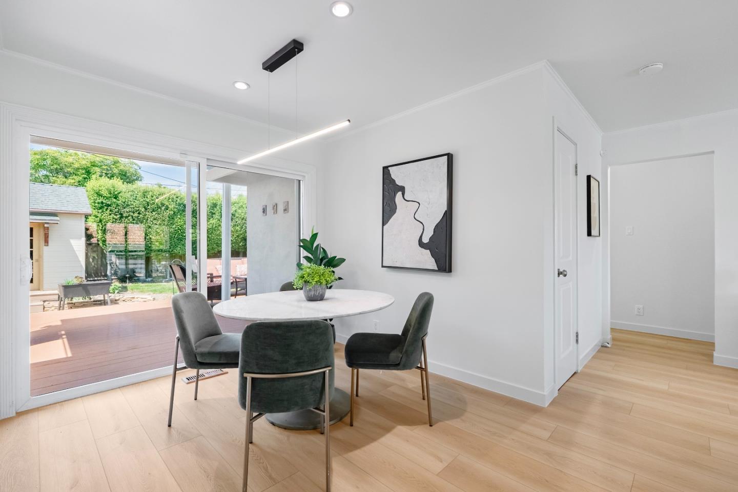 Detail Gallery Image 11 of 48 For 49 E 38th Ave, San Mateo,  CA 94403 - 3 Beds | 2 Baths