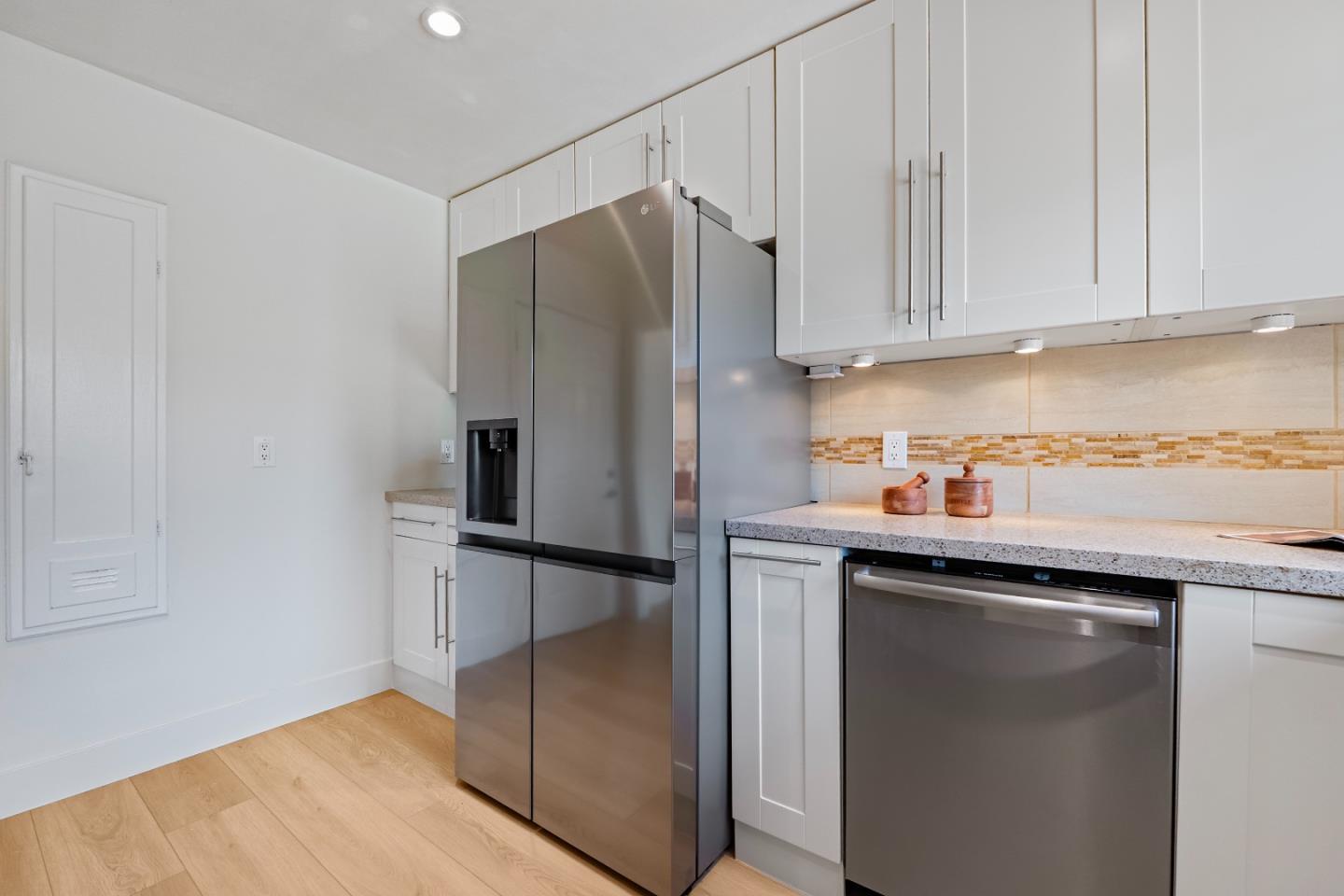 Detail Gallery Image 17 of 48 For 49 E 38th Ave, San Mateo,  CA 94403 - 3 Beds | 2 Baths