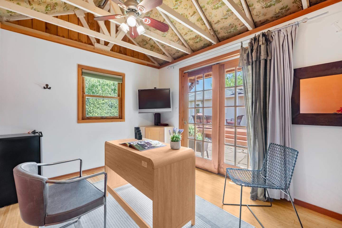 Detail Gallery Image 18 of 48 For 49 E 38th Ave, San Mateo,  CA 94403 - 3 Beds | 2 Baths