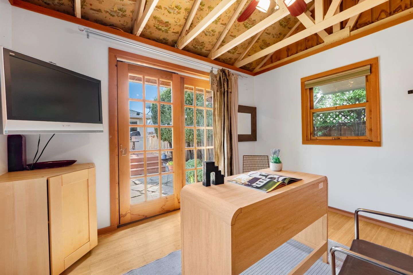 Detail Gallery Image 21 of 48 For 49 E 38th Ave, San Mateo,  CA 94403 - 3 Beds | 2 Baths