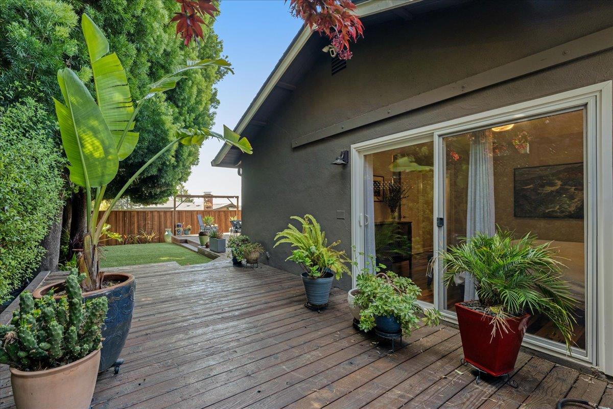 Detail Gallery Image 27 of 33 For 118 Miramonte Dr, Santa Cruz,  CA 95065 - 3 Beds | 2 Baths