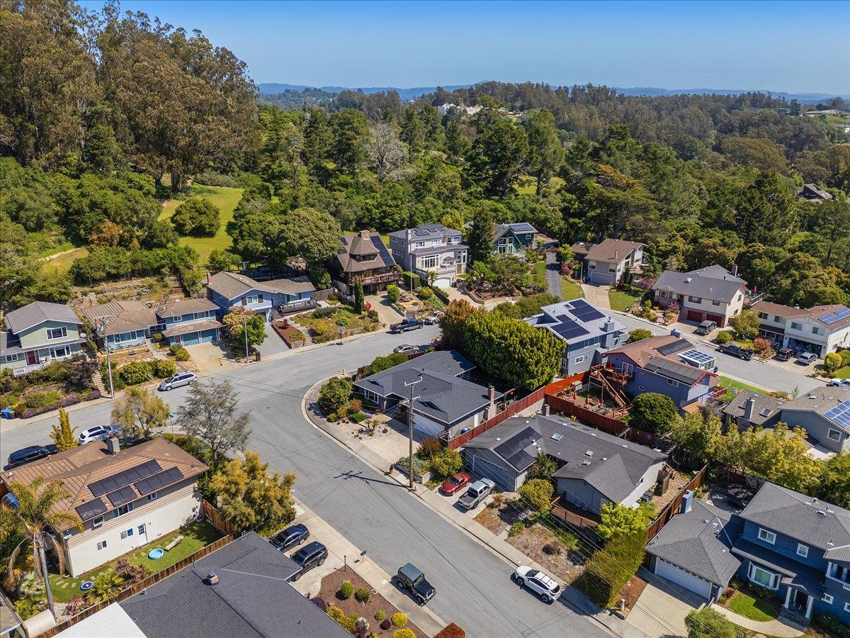 Detail Gallery Image 28 of 33 For 118 Miramonte Dr, Santa Cruz,  CA 95065 - 3 Beds | 2 Baths