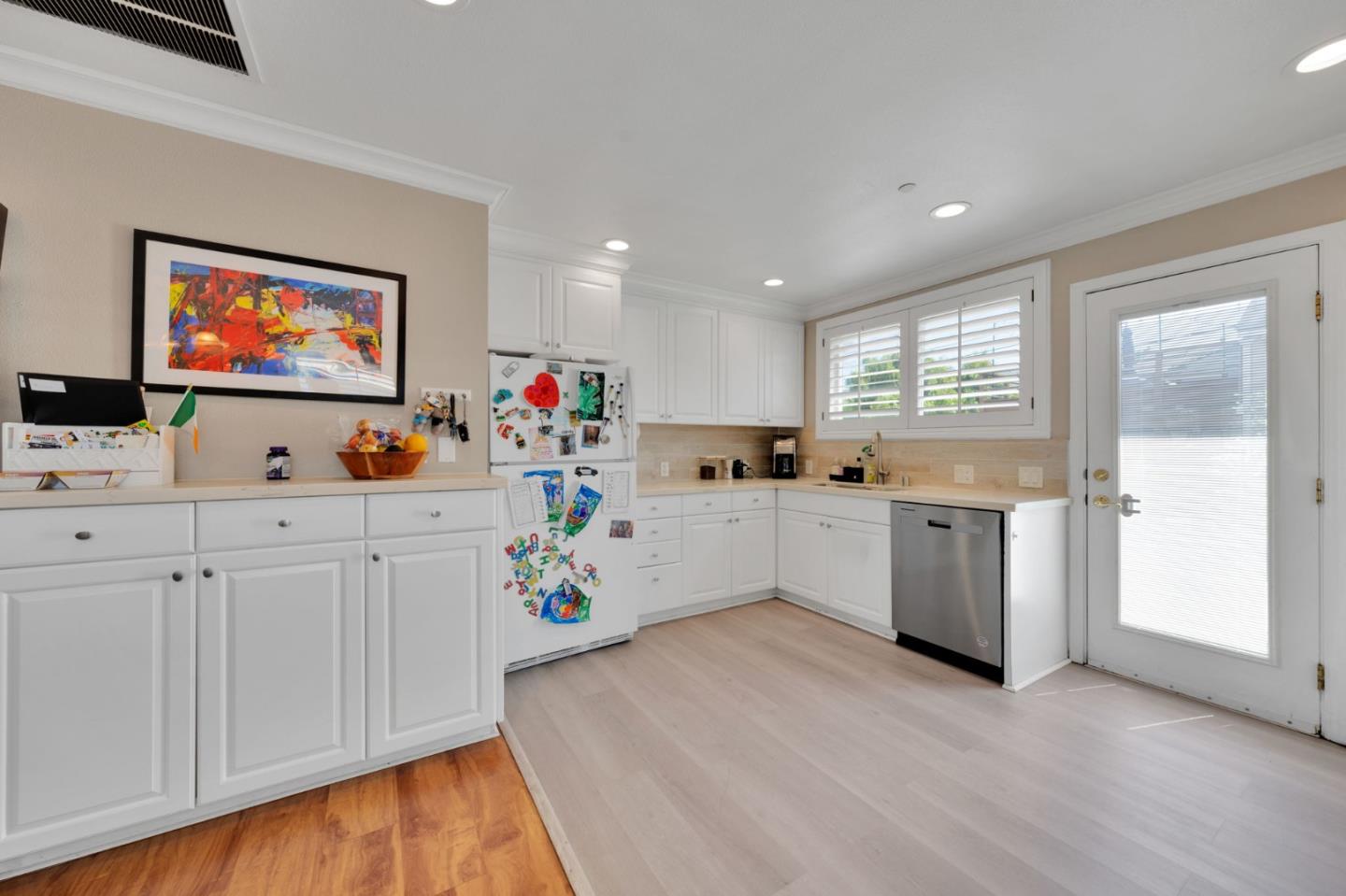 Detail Gallery Image 12 of 59 For 1418 Bradley Ct, San Mateo,  CA 94401 - 3 Beds | 2 Baths