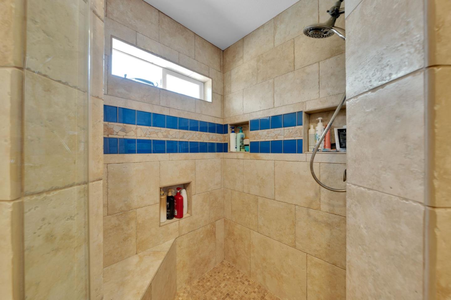 Detail Gallery Image 25 of 59 For 1418 Bradley Ct, San Mateo,  CA 94401 - 3 Beds | 2 Baths