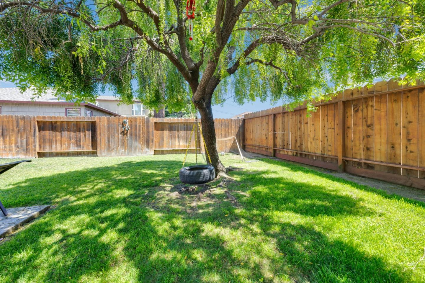 Detail Gallery Image 27 of 59 For 1418 Bradley Ct, San Mateo,  CA 94401 - 3 Beds | 2 Baths