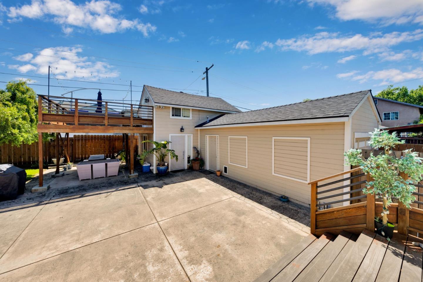 Detail Gallery Image 28 of 59 For 1418 Bradley Ct, San Mateo,  CA 94401 - 3 Beds | 2 Baths