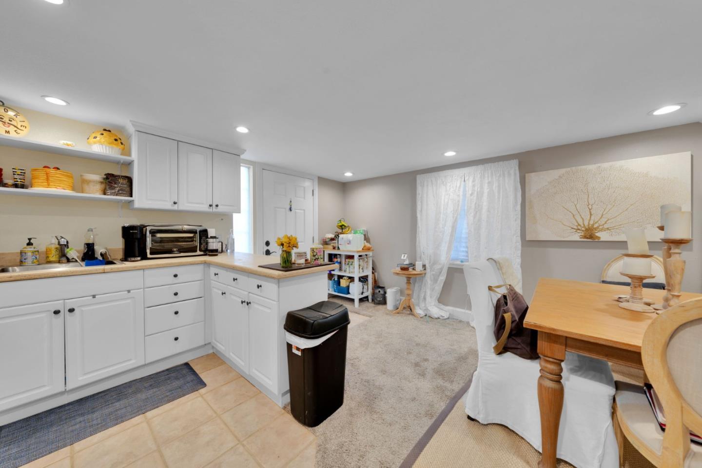 Detail Gallery Image 34 of 59 For 1418 Bradley Ct, San Mateo,  CA 94401 - 3 Beds | 2 Baths