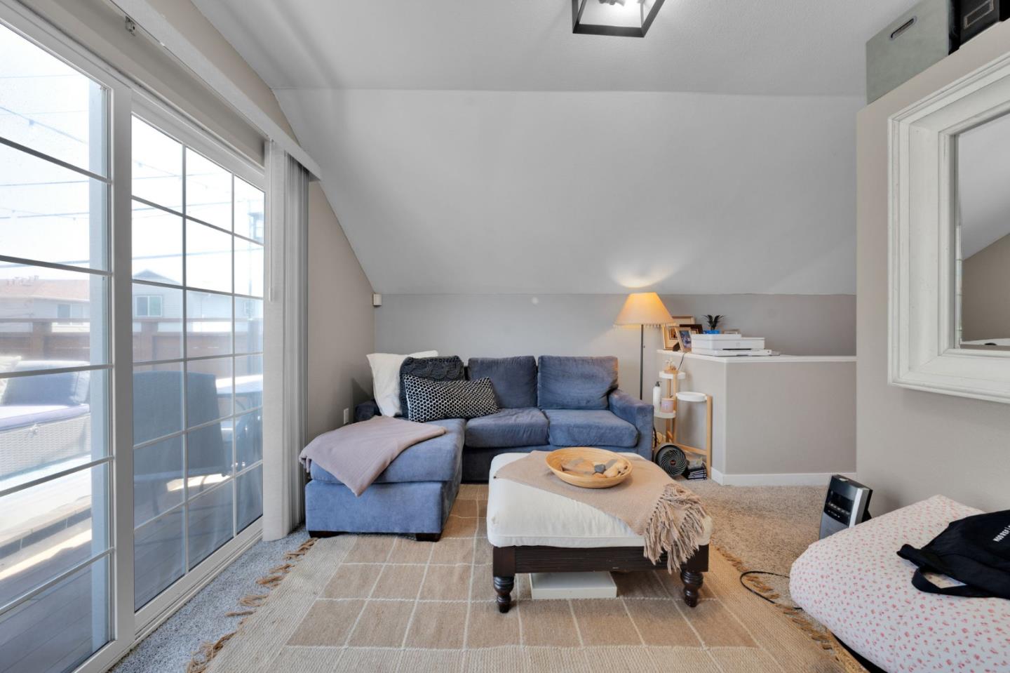 Detail Gallery Image 41 of 59 For 1418 Bradley Ct, San Mateo,  CA 94401 - 3 Beds | 2 Baths