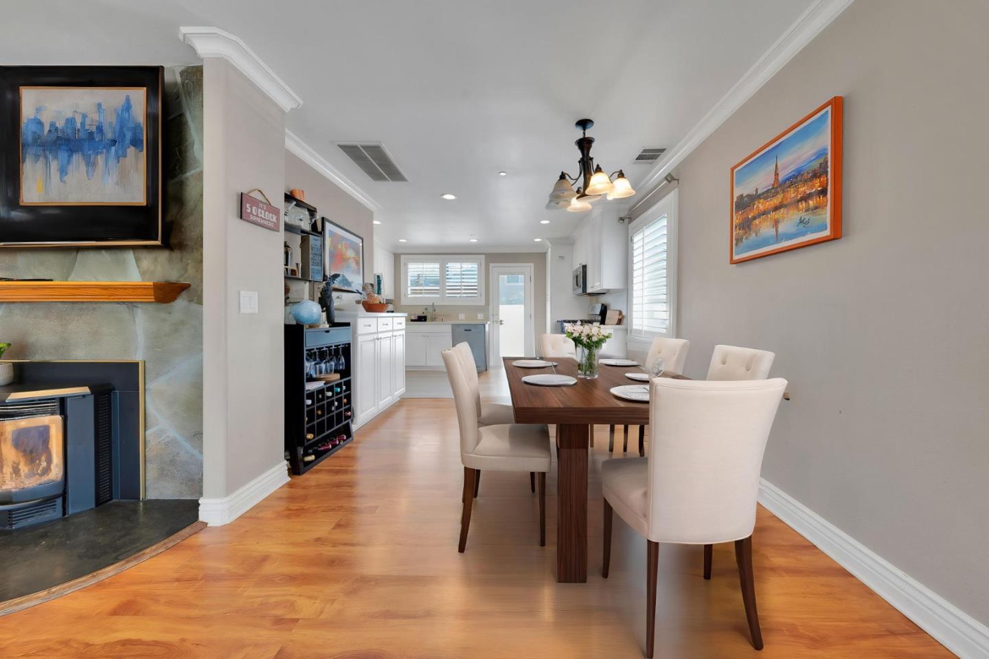 Detail Gallery Image 9 of 59 For 1418 Bradley Ct, San Mateo,  CA 94401 - 3 Beds | 2 Baths