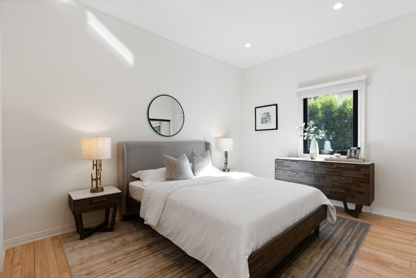 Detail Gallery Image 24 of 43 For 5558 Edgewood Pl, Los Angeles,  CA 90019 - 5 Beds | 7 Baths