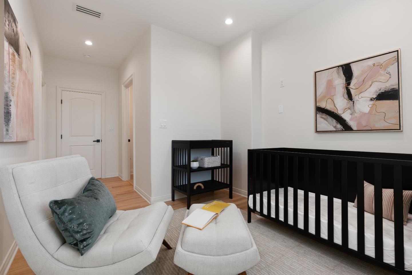 Detail Gallery Image 28 of 43 For 5558 Edgewood Pl, Los Angeles,  CA 90019 - 5 Beds | 7 Baths