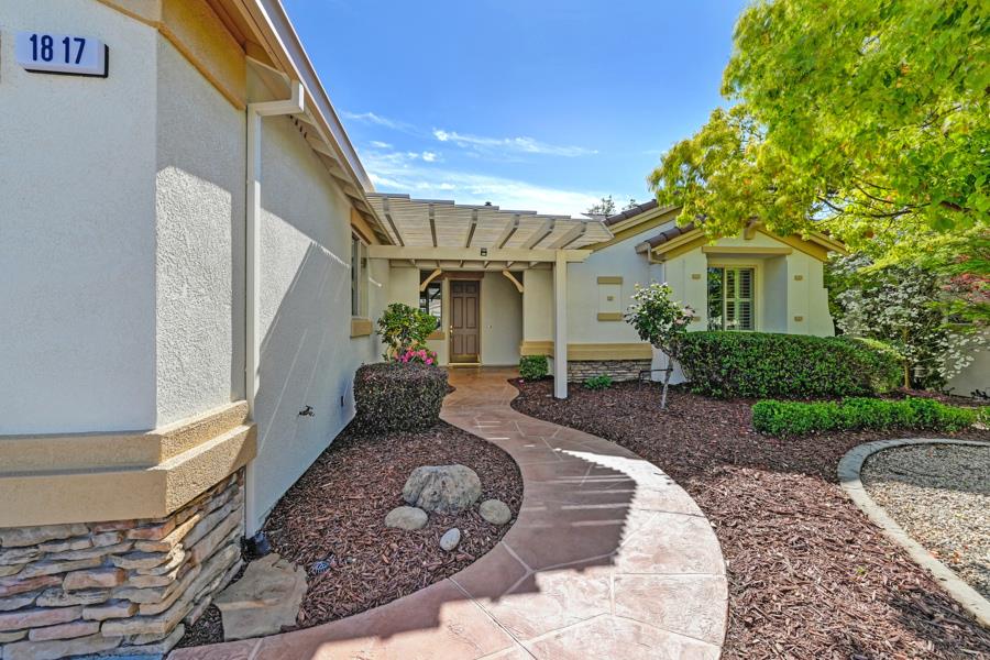 Detail Gallery Image 7 of 45 For 1817 Barn Valley Ln, Lincoln,  CA 95648 - 2 Beds | 2 Baths