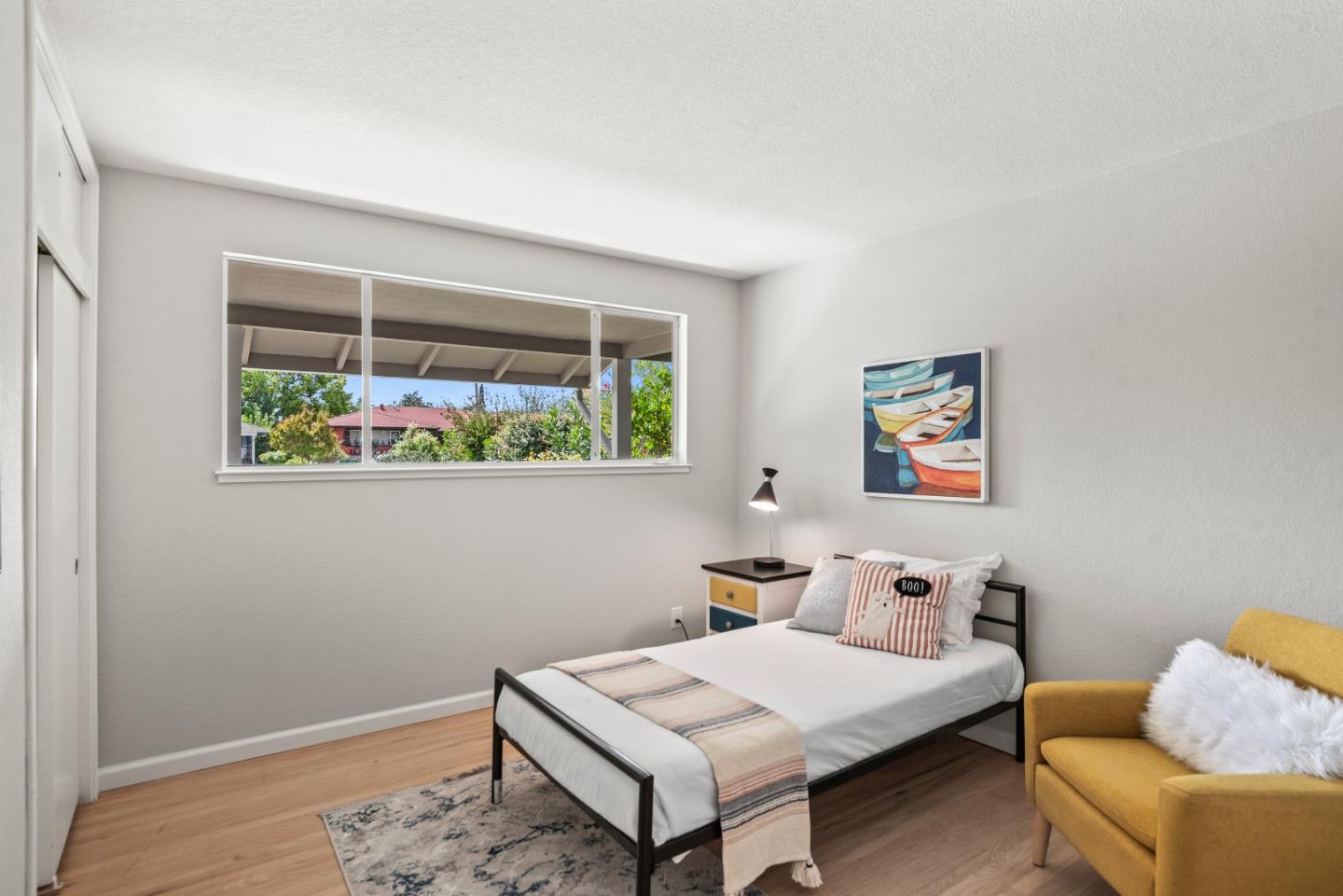Detail Gallery Image 21 of 27 For 975 Durlane Ct, Sunnyvale,  CA 94087 - 4 Beds | 2 Baths