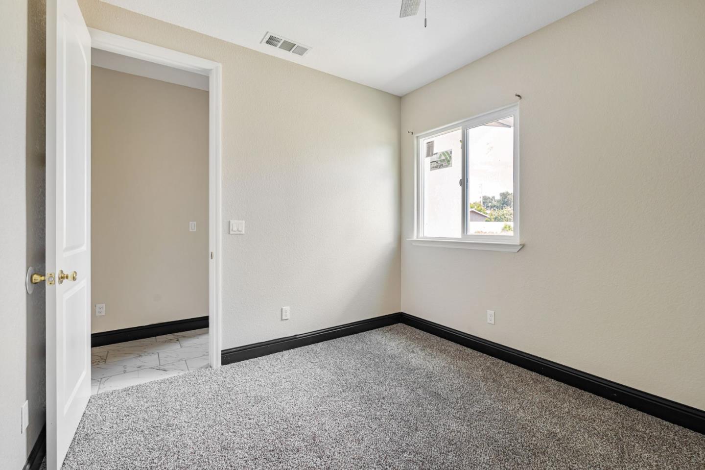 Detail Gallery Image 30 of 37 For 1072 Burkett Ave, Stockton,  CA 95205 - 4 Beds | 2 Baths