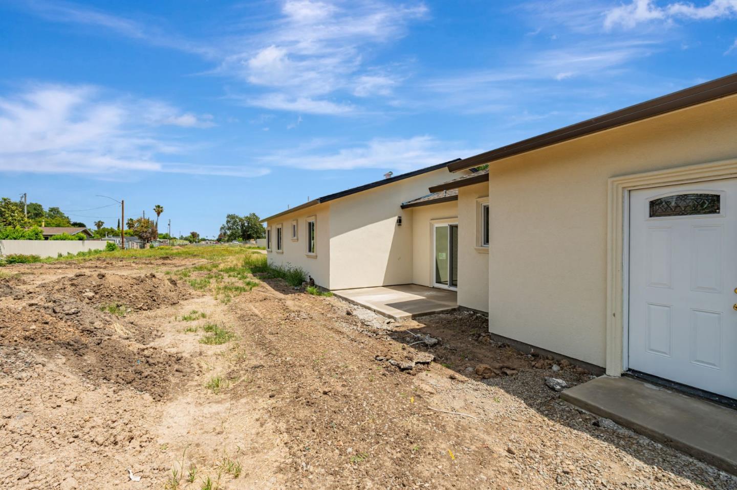 Detail Gallery Image 33 of 37 For 1072 Burkett Ave, Stockton,  CA 95205 - 4 Beds | 2 Baths