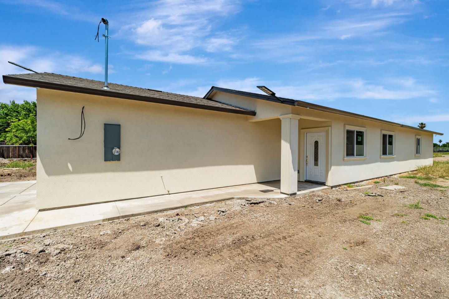 Detail Gallery Image 34 of 37 For 1072 Burkett Ave, Stockton,  CA 95205 - 4 Beds | 2 Baths