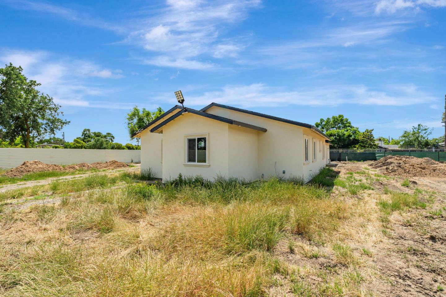 Detail Gallery Image 37 of 37 For 1072 Burkett Ave, Stockton,  CA 95205 - 4 Beds | 2 Baths