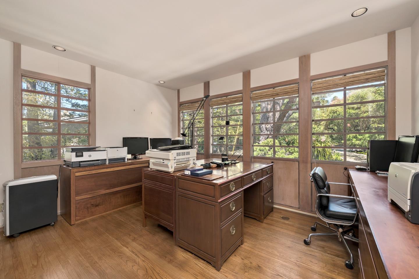 Detail Gallery Image 17 of 38 For 25 Toro Ct, Portola Valley,  CA 94028 - 3 Beds | 3 Baths