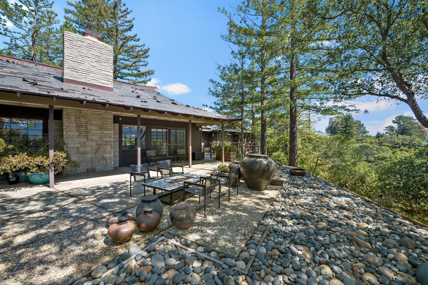 Detail Gallery Image 31 of 38 For 25 Toro Ct, Portola Valley,  CA 94028 - 3 Beds | 3 Baths