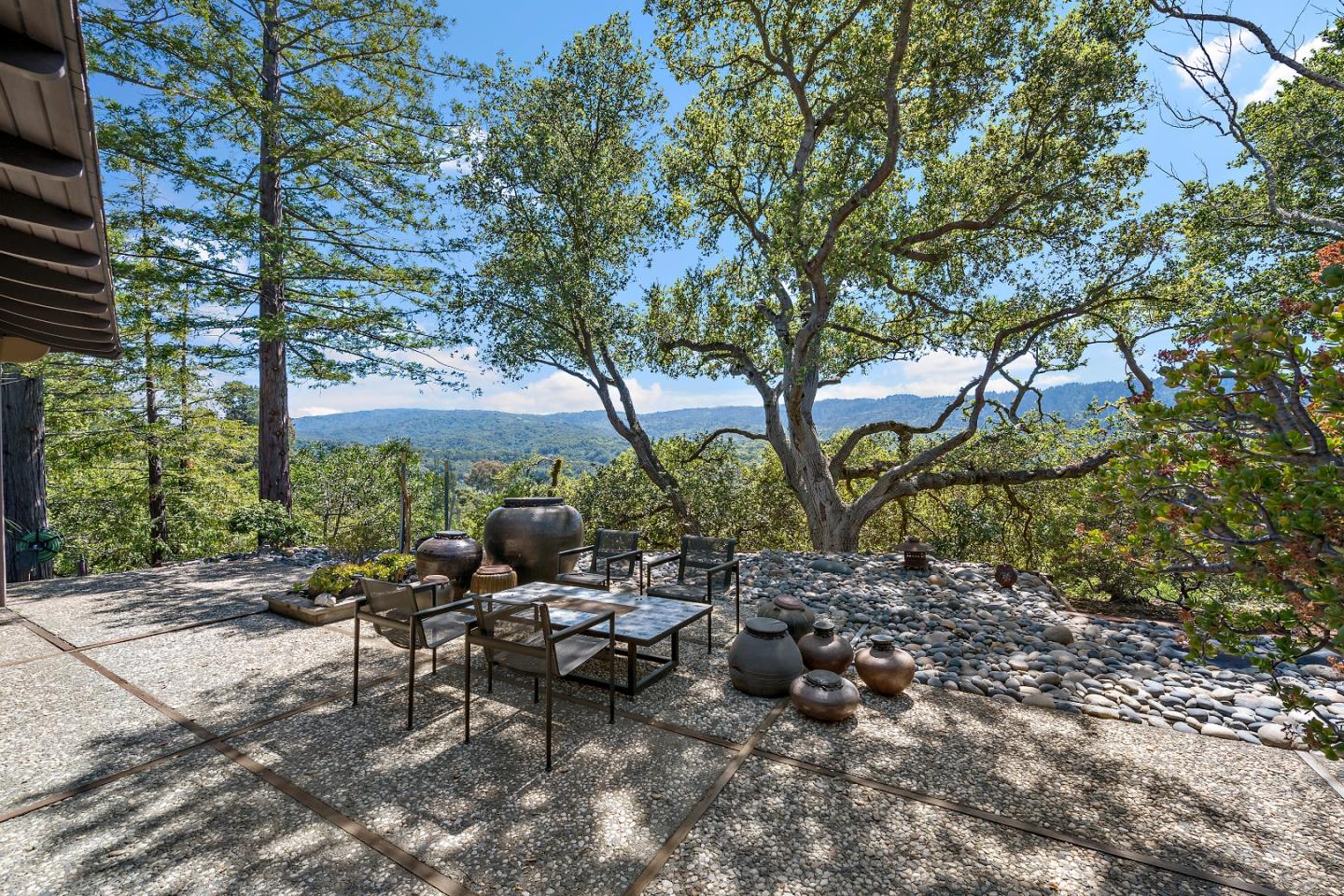 Detail Gallery Image 33 of 38 For 25 Toro Ct, Portola Valley,  CA 94028 - 3 Beds | 3 Baths