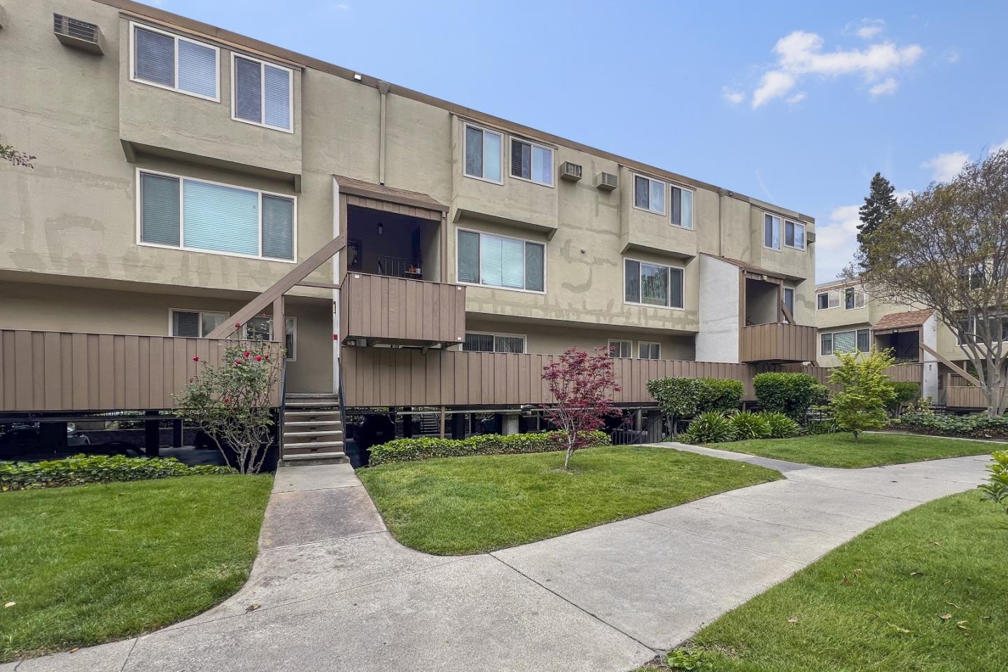 Detail Gallery Image 2 of 20 For 410 Auburn Way #19,  San Jose,  CA 95129 - 2 Beds | 1 Baths