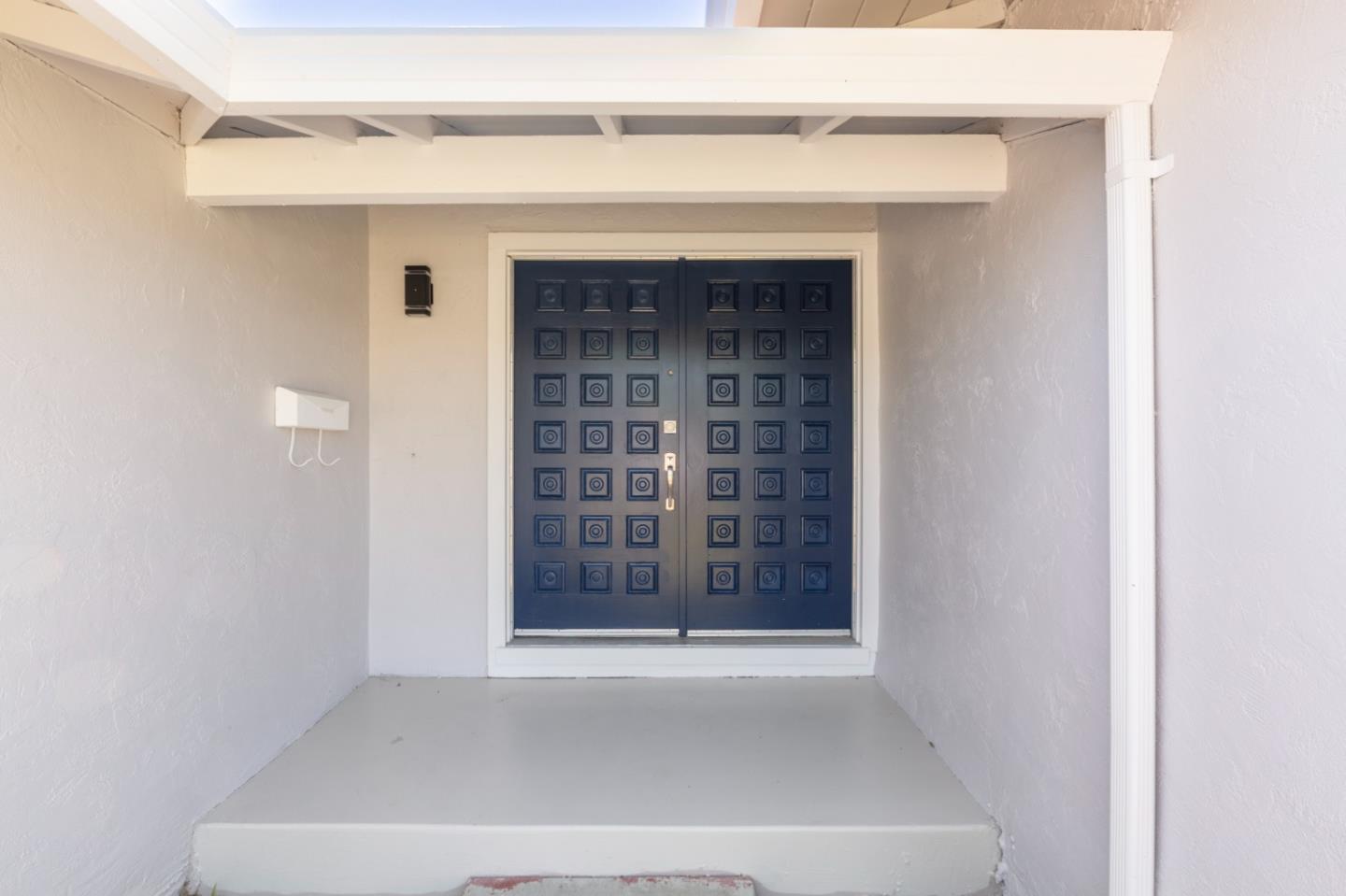 Detail Gallery Image 3 of 44 For 2749 Scottsdale Dr, San Jose,  CA 95148 - 4 Beds | 2 Baths