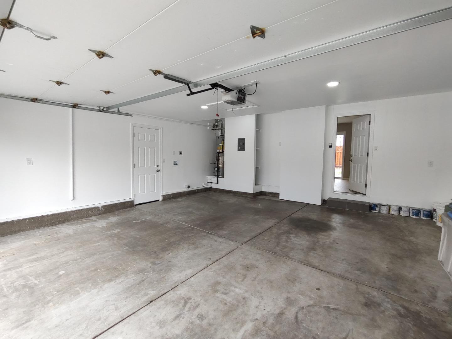 Detail Gallery Image 34 of 44 For 2749 Scottsdale Dr, San Jose,  CA 95148 - 4 Beds | 2 Baths
